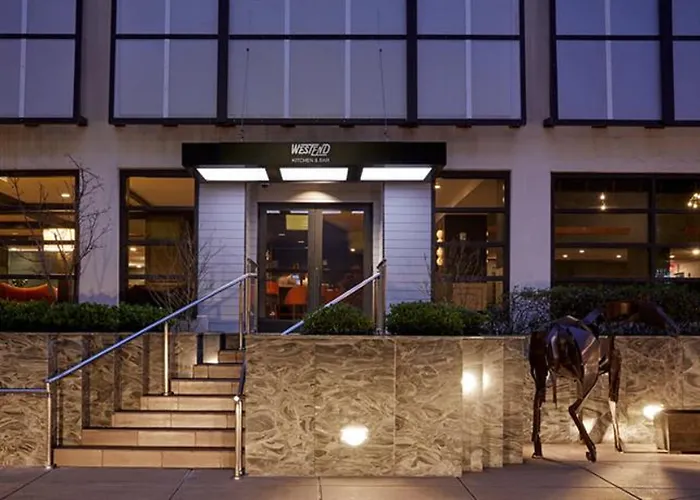 Boutique hotel only: Hutton Hotel