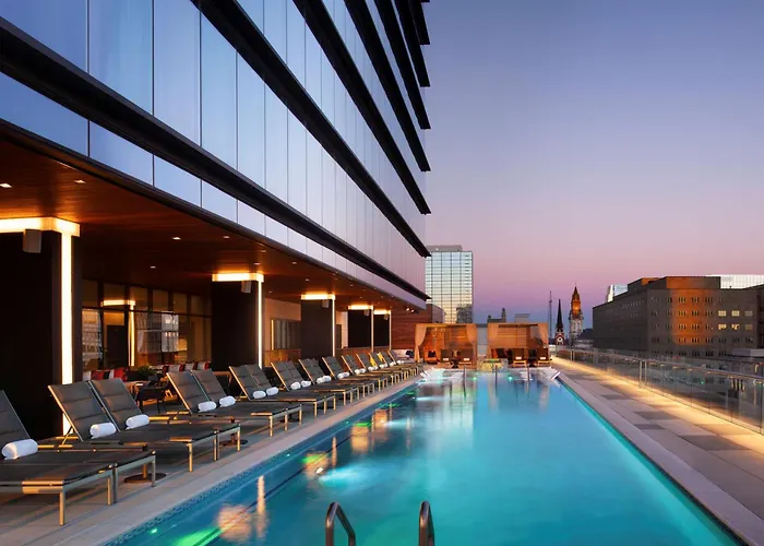 Luxury hotel only: Grand Hyatt Nashville