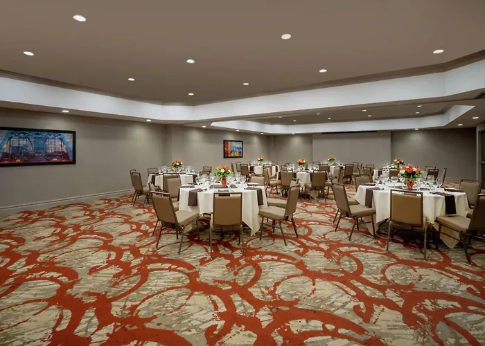 Embassy Suites Nashville - At Vanderbilt