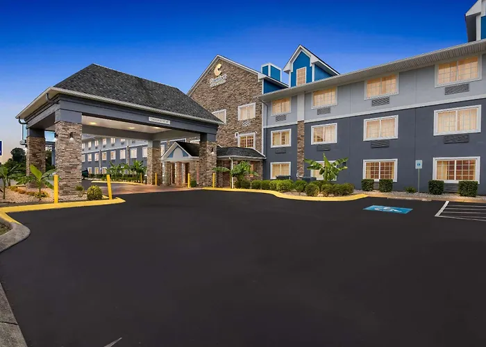 Spa Hotel: Comfort Inn & Suites Nashville Near Tanger Outlets I-24 Antioch